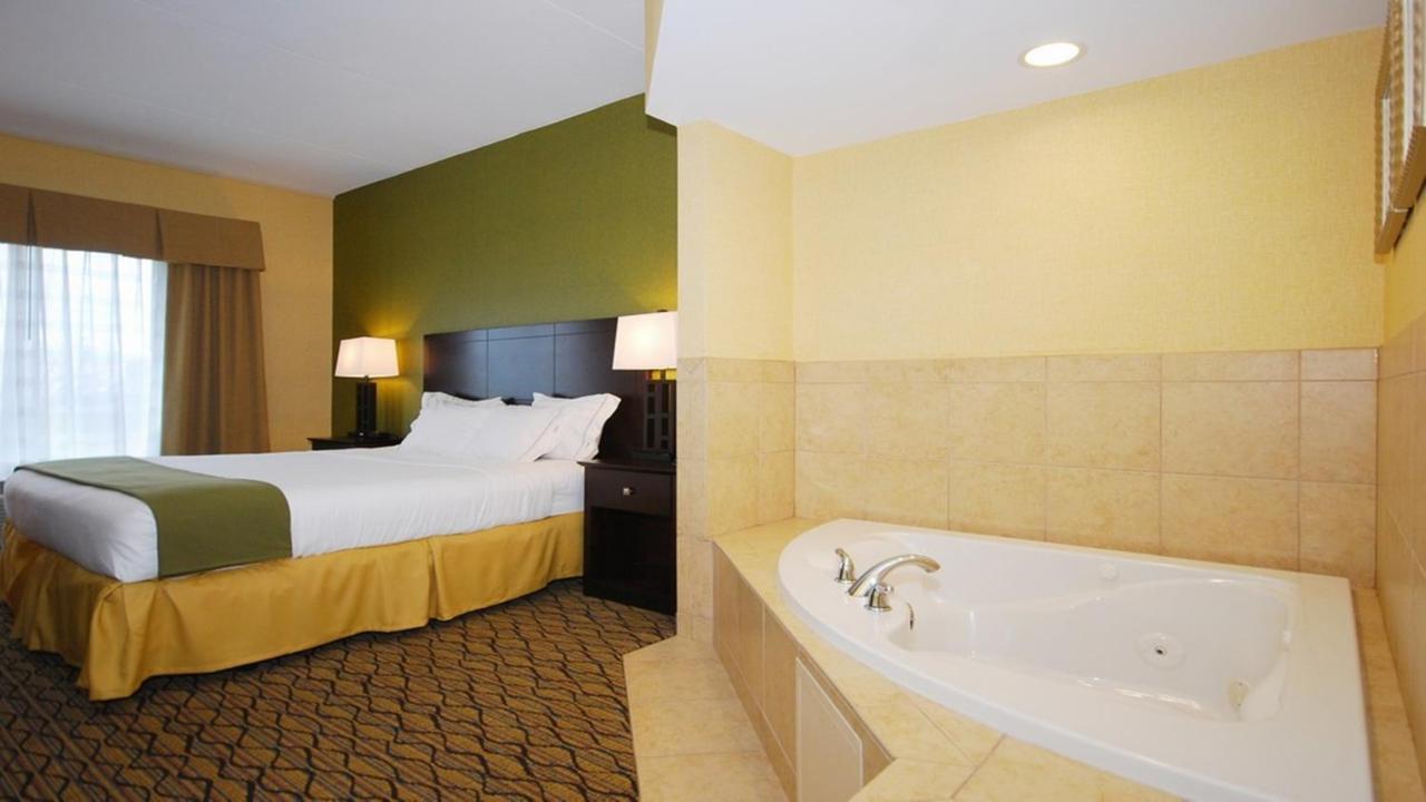 Holiday Inn Express And Suites Kittanning, An Ihg Hotel Экстерьер фото