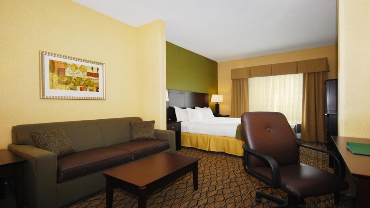 Holiday Inn Express And Suites Kittanning, An Ihg Hotel Экстерьер фото